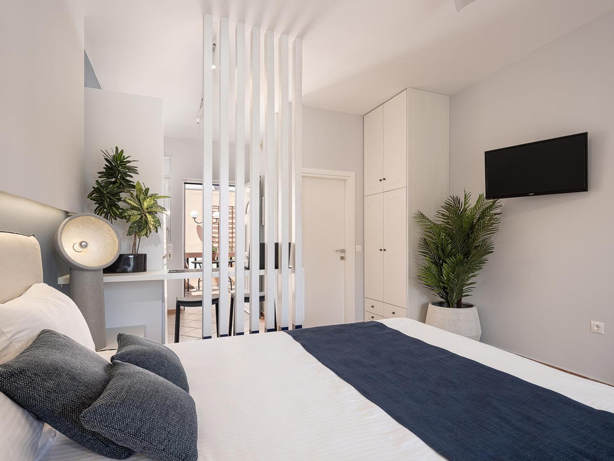 אלמירידה Elena Seafront Luxury Apartments מראה חיצוני תמונה