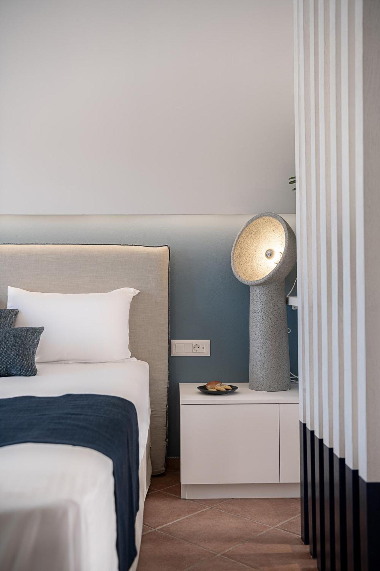 אלמירידה Elena Seafront Luxury Apartments מראה חיצוני תמונה