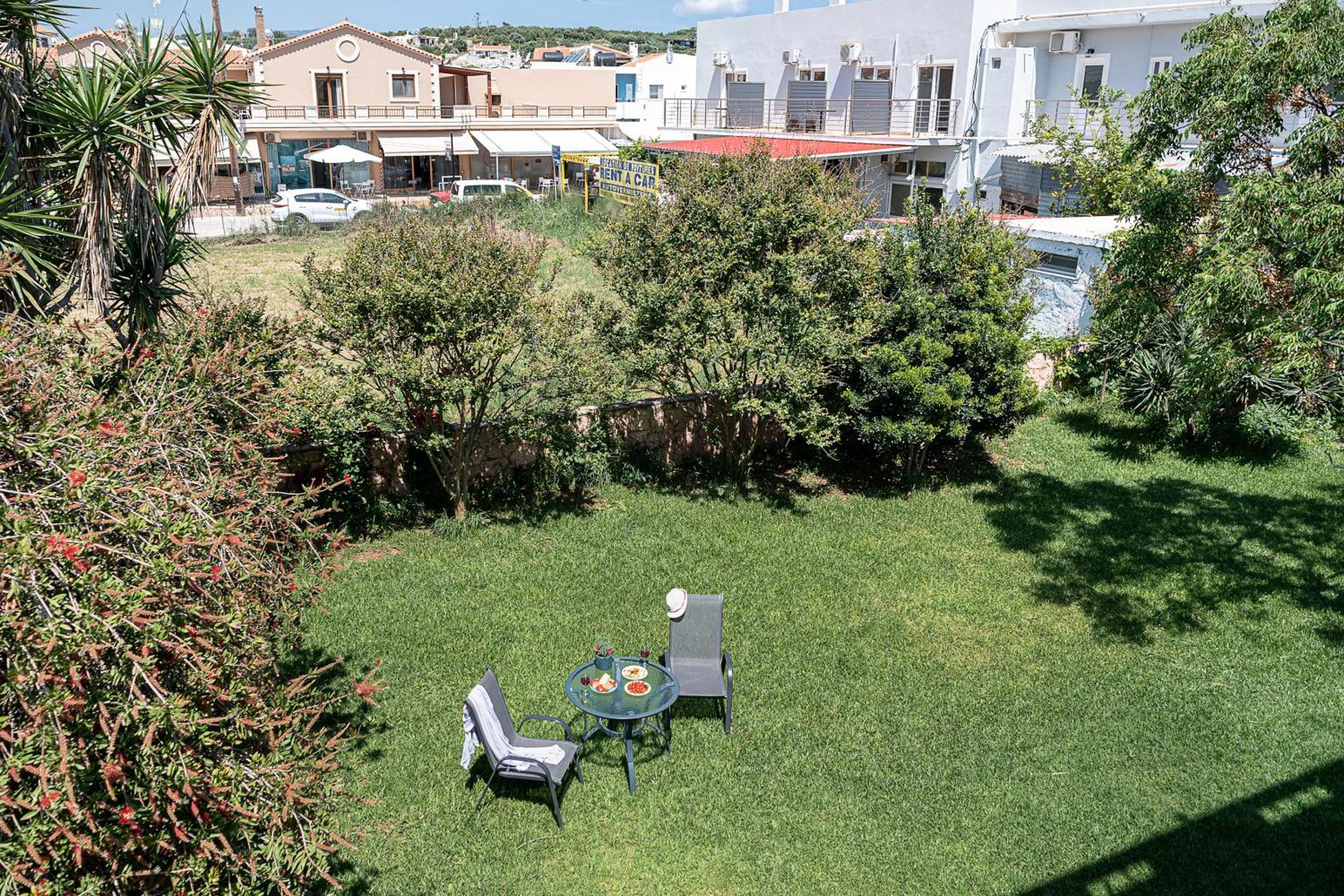 אלמירידה Elena Seafront Luxury Apartments מראה חיצוני תמונה