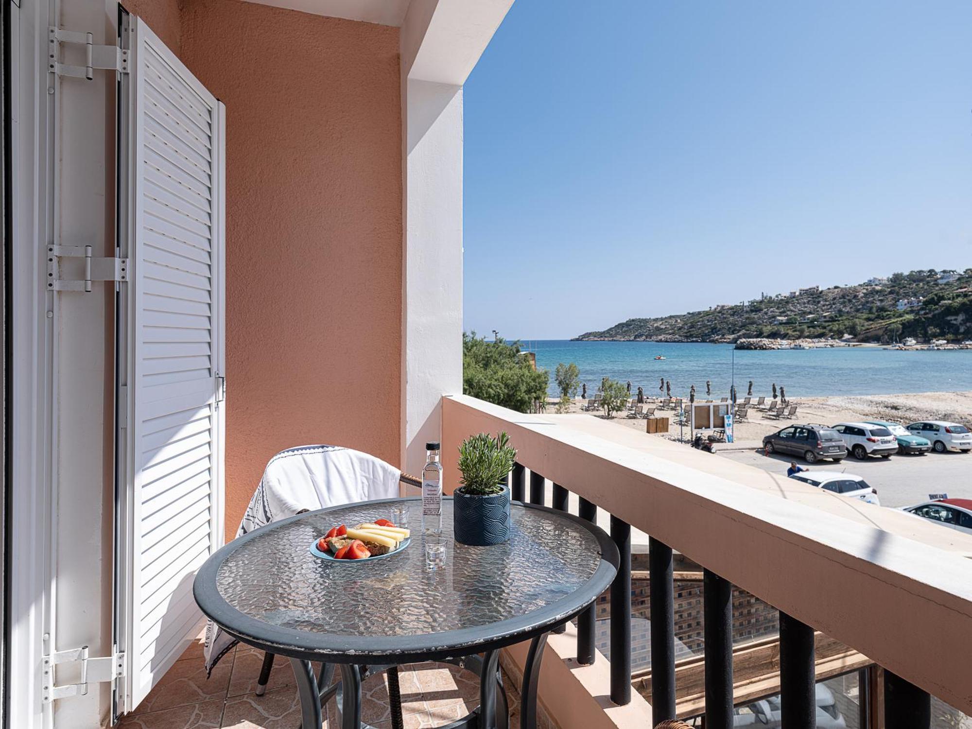 אלמירידה Elena Seafront Luxury Apartments מראה חיצוני תמונה